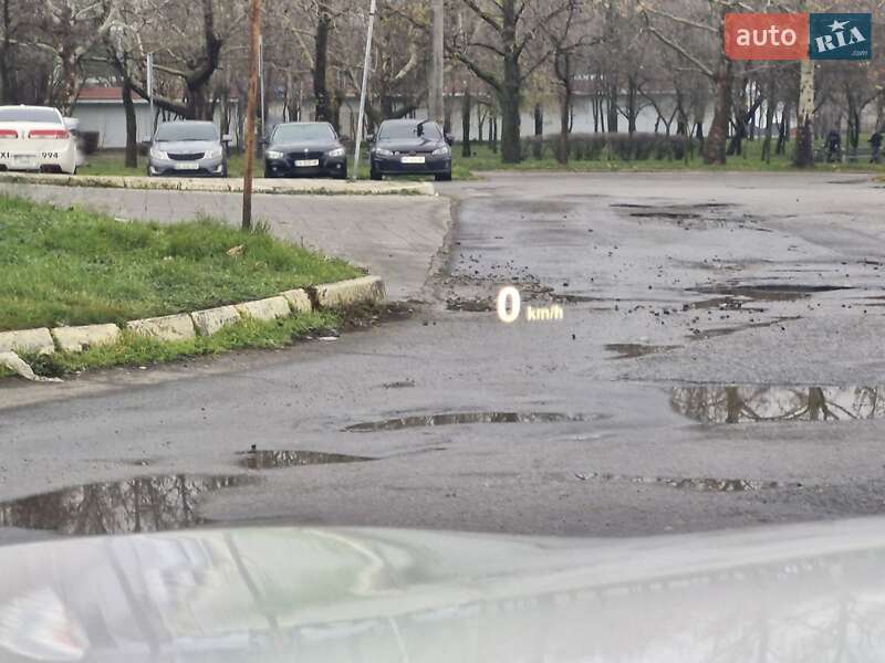 Купе BMW 6 Series Gran Coupe 2013 в Николаеве фото 35 Купе BMW 6 Series Gran Coupe 2013 в Николаеве