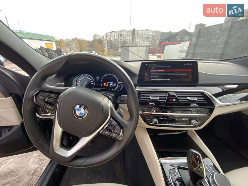 Лифтбек BMW 6 Series GT 2018 в Ровно фото 14 Лифтбек BMW 6 Series GT 2018 в Ровно