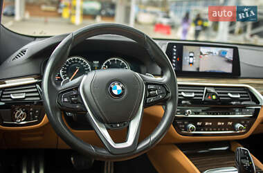 Лифтбек BMW 6 Series GT 2018 в 