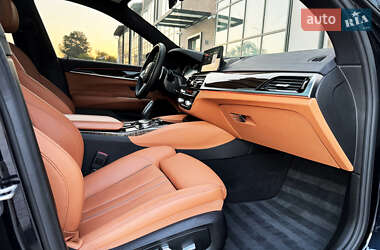 Лифтбек BMW 6 Series GT 2018 в 