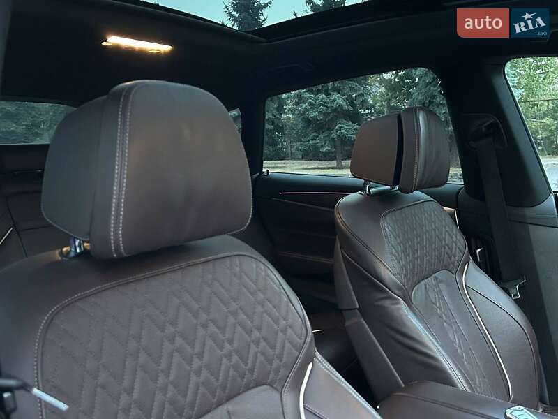 Лифтбек BMW 6 Series GT 2019 в Николаеве