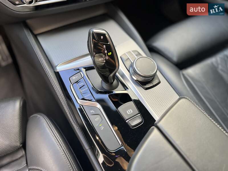 Лифтбек BMW 6 Series GT 2018 в Киеве фото 58 Лифтбек BMW 6 Series GT 2018 в Киеве