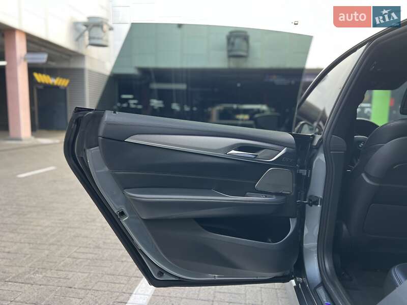 Лифтбек BMW 6 Series GT 2018 в Киеве фото 60 Лифтбек BMW 6 Series GT 2018 в Киеве
