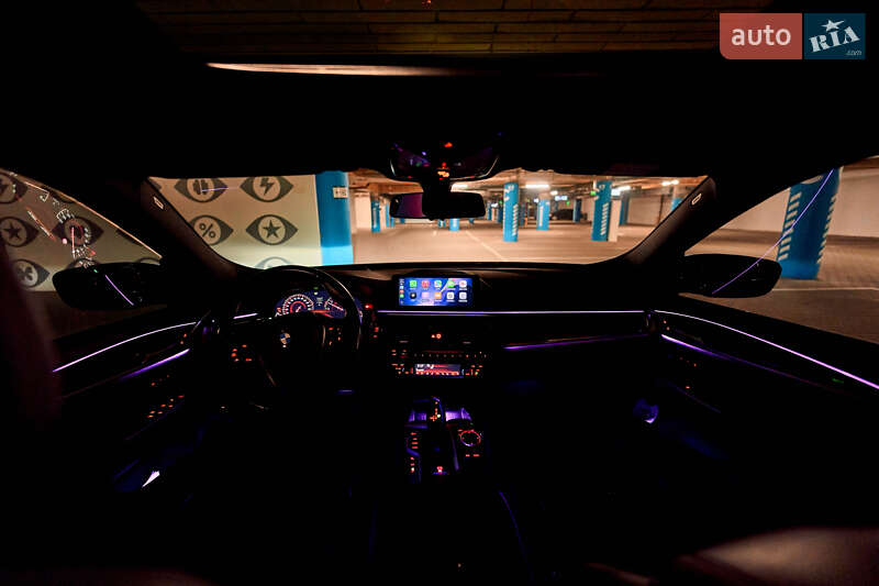 Лифтбек BMW 6 Series GT 2018 в Киеве фото 40 Лифтбек BMW 6 Series GT 2018 в Киеве