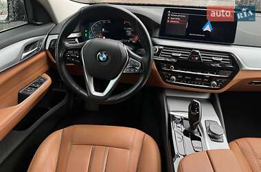 Лифтбек BMW 6 Series GT 2020 в 