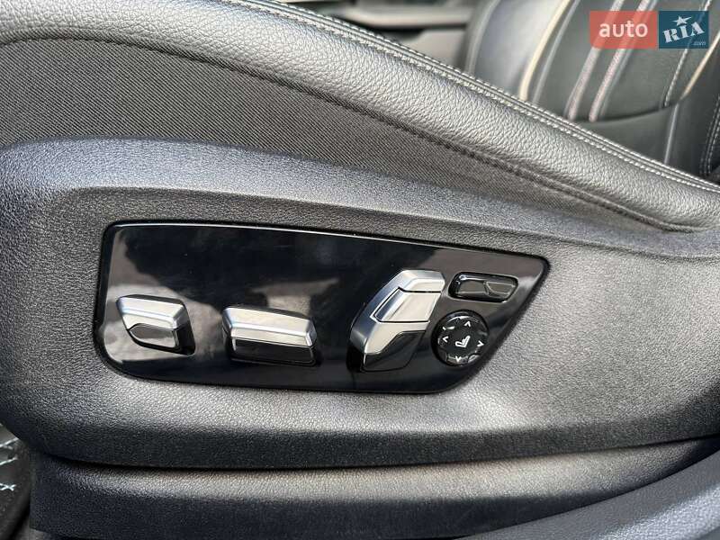 Ліфтбек BMW 6 Series GT 2018 в Києві фото 12 Ліфтбек BMW 6 Series GT 2018 в Києві