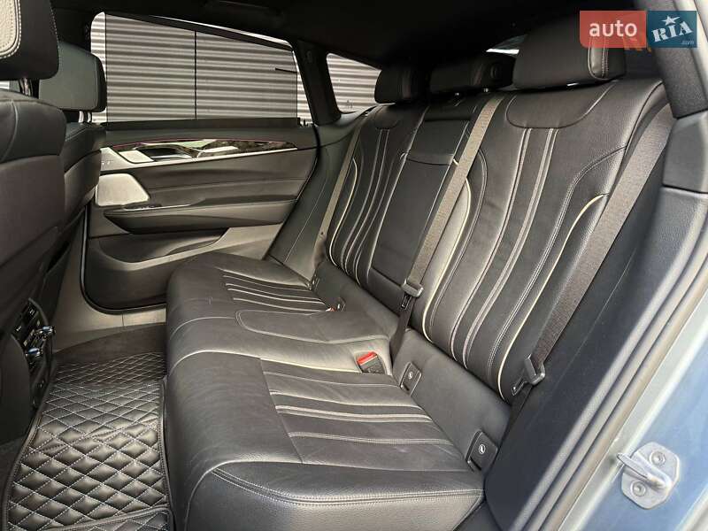 Ліфтбек BMW 6 Series GT 2018 в Києві фото 14 Ліфтбек BMW 6 Series GT 2018 в Києві