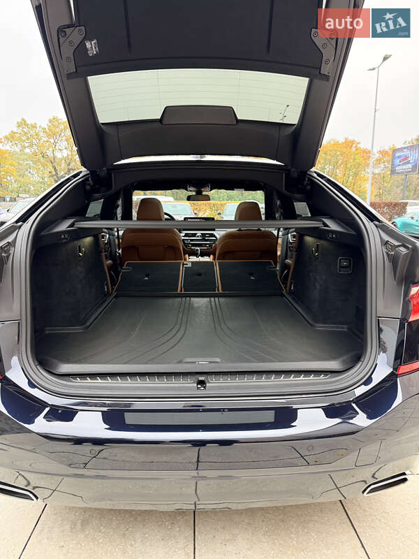 Лифтбек BMW 6 Series GT 2022 в Киеве