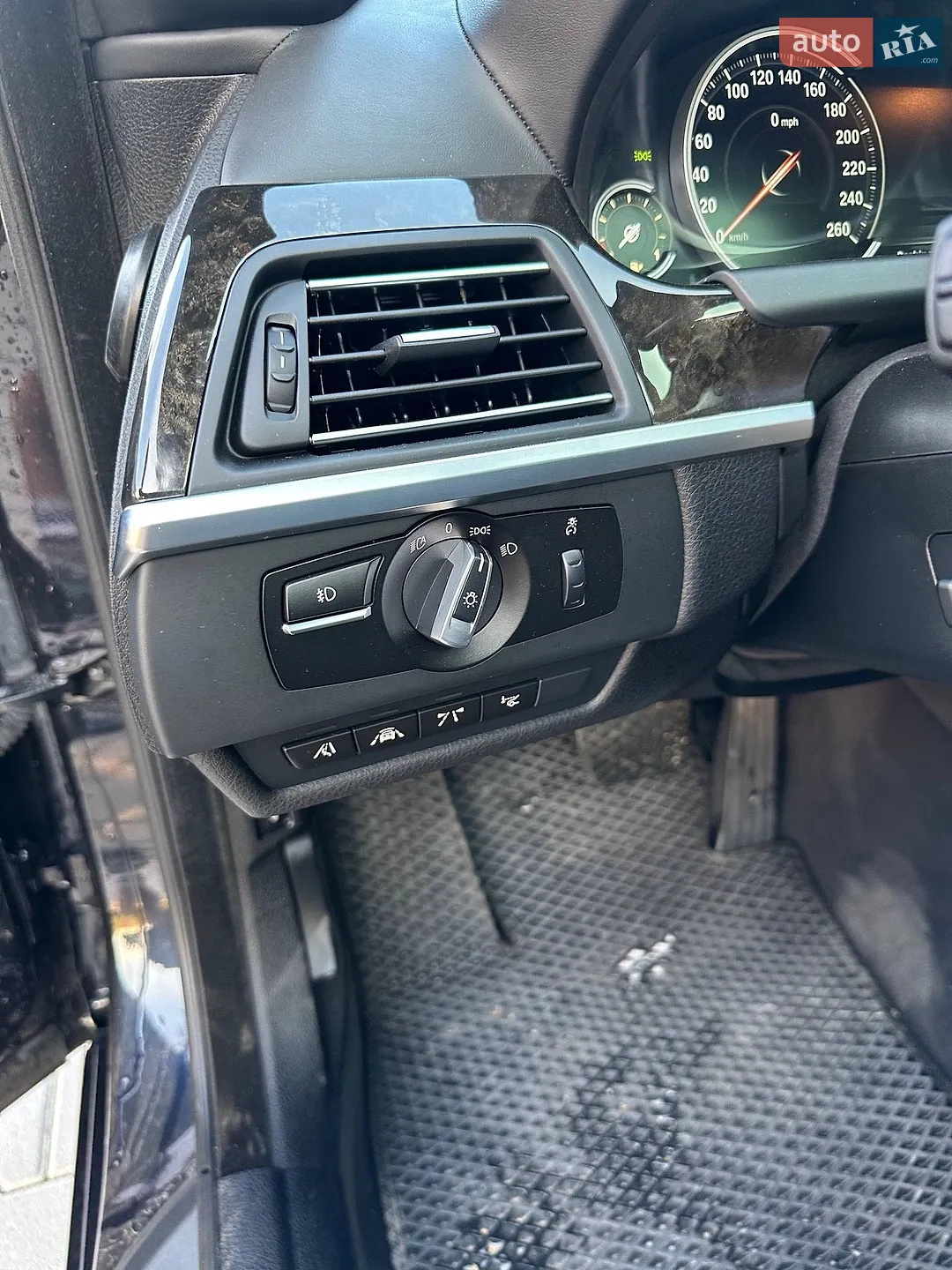 2015 BMW 6er - мініатюра 13