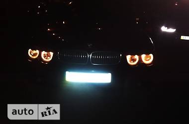 Седан BMW 7 Series 2002 в 