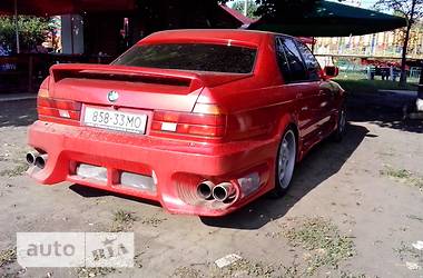 Седан BMW 7 Series 1992 в 