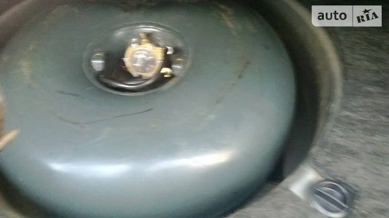 Седан BMW 7 Series 1992 в Полонном