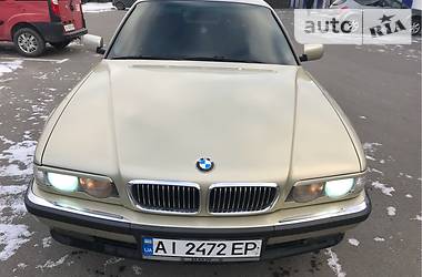 Седан BMW 7 Series 2000 в Києві