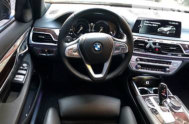 Седан BMW 7 Series 2017 в Киеве