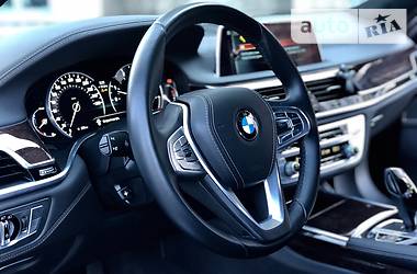 Седан BMW 7 Series 2017 в Киеве