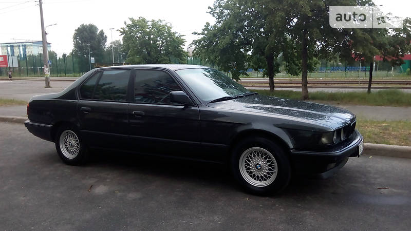 Седан BMW 7 Series 1992 в Киеве фото 2 Седан BMW 7 Series 1992 в Киеве