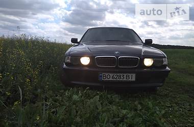 Седан BMW 7 Series 1999 в Шумске