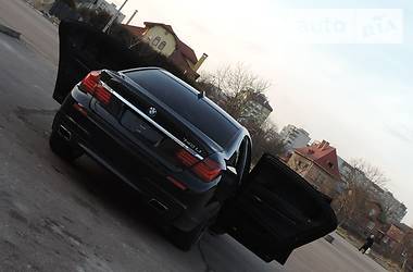 Седан BMW 7 Series 2013 в Львові
