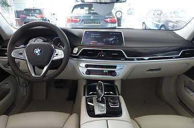  BMW 7 Series 2018 в Киеве