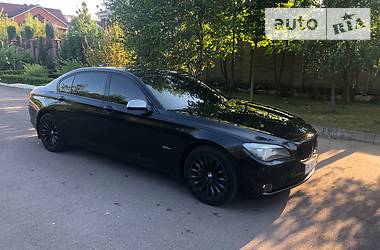 Седан BMW 7 Series 2010 в Ровно