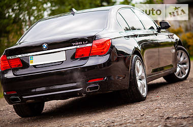 Седан BMW 7 Series 2010 в Львове