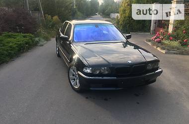 Седан BMW 7 Series 2000 в Виннице