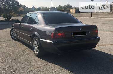 Седан BMW 7 Series 1999 в Мелитополе