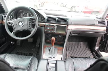 Седан BMW 7 Series 1998 в Запорожье