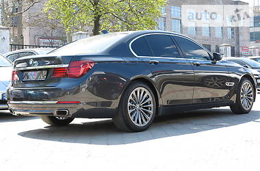 Седан BMW 7 Series 2013 в Одессе