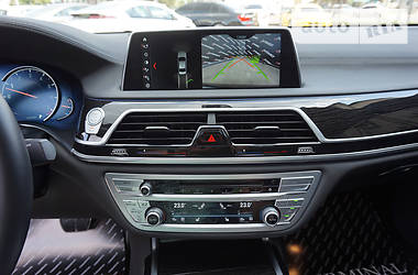 Седан BMW 7 Series 2018 в 