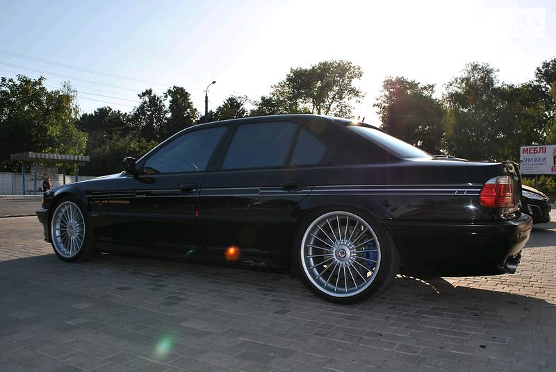 Седан BMW 7 Series 2001 в Староконстантинове