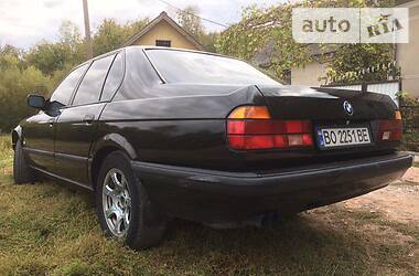 Седан BMW 7 Series 1992 в Бучаче