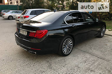 Седан BMW 7 Series 2010 в Ужгороде