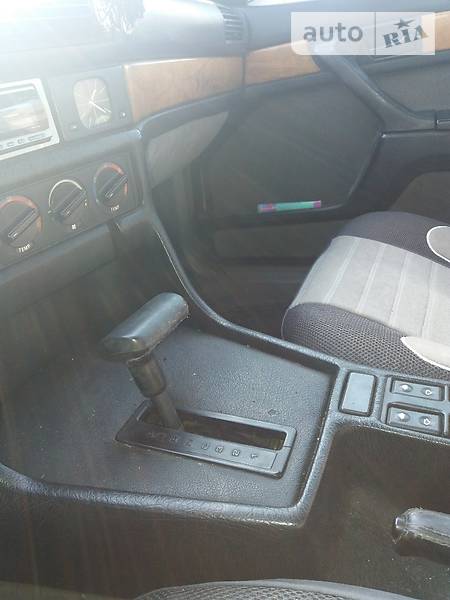 Седан BMW 7 Series 1990 в Одессе