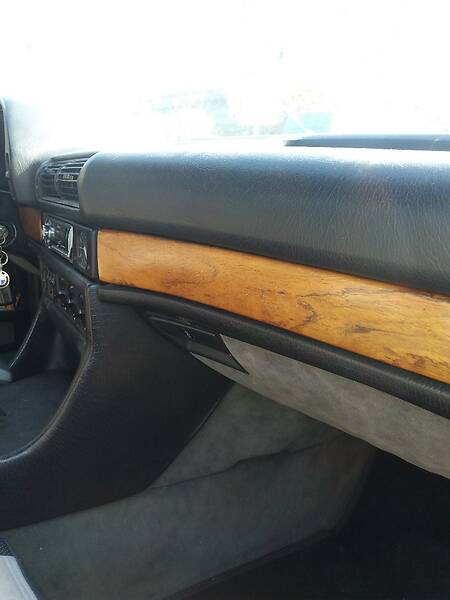 Седан BMW 7 Series 1990 в Одессе
