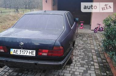 Седан BMW 7 Series 1987 в Болехове