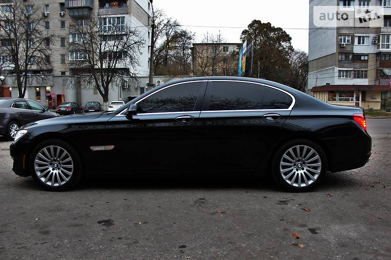 Седан BMW 7 Series 2013 в Одесі