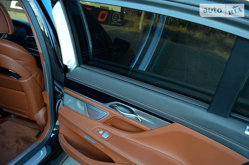 Седан BMW 7 Series 2016 в Києві
