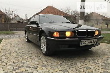 Седан BMW 7 Series 1998 в Мукачево