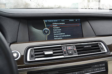 Седан BMW 7 Series 2011 в 