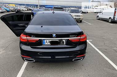 Седан BMW 7 Series 2015 в 