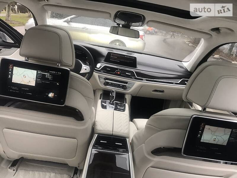 Седан BMW 7 Series 2019 в Києві