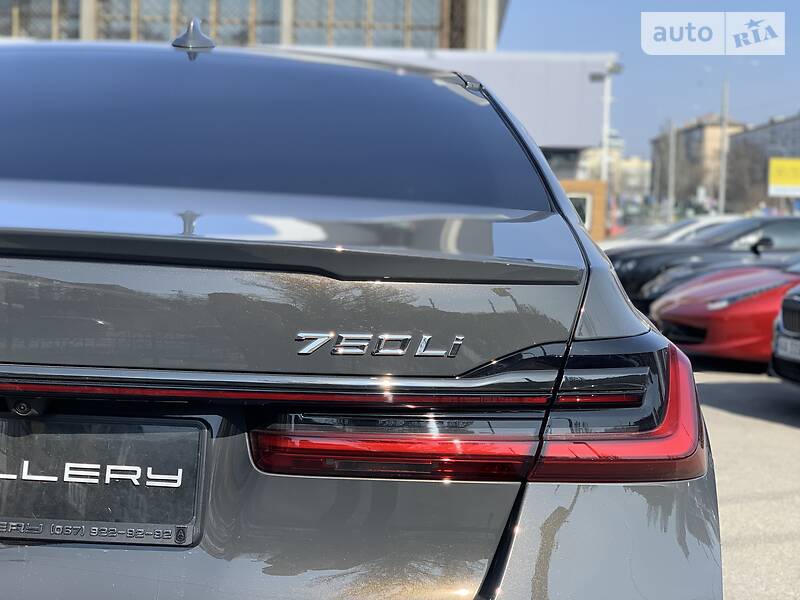 Седан BMW 7 Series 2019 в Києві фото 8 Седан BMW 7 Series 2019 в Києві