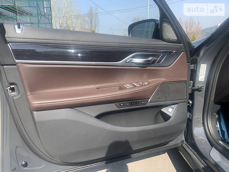 Седан BMW 7 Series 2019 в Києві фото 30 Седан BMW 7 Series 2019 в Києві