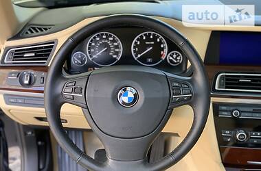Седан BMW 7 Series 2011 в 