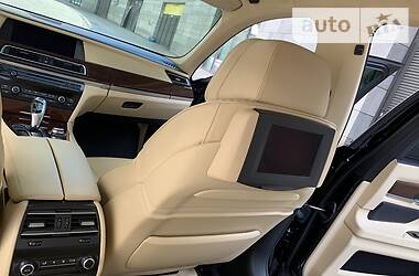 Седан BMW 7 Series 2011 в 