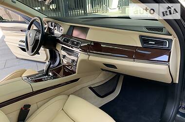 Седан BMW 7 Series 2011 в 
