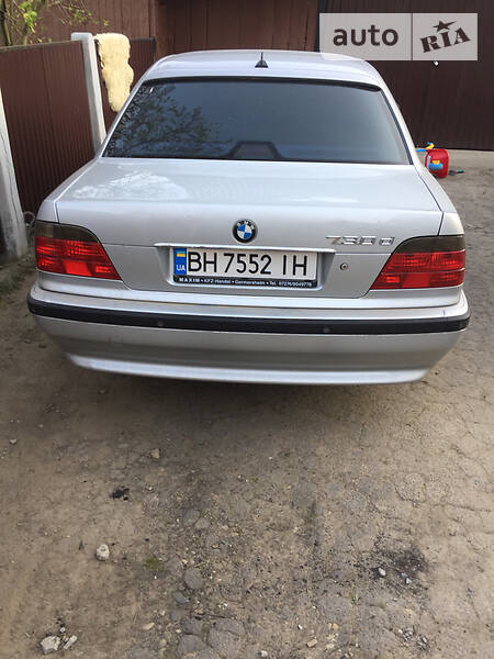 Седан BMW 7 Series 2001 в Чернівцях