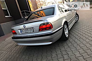 Седан BMW 7 Series 2001 в 