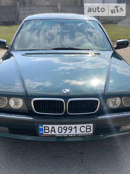 Седан BMW 7 Series 1996 в Знам'янці